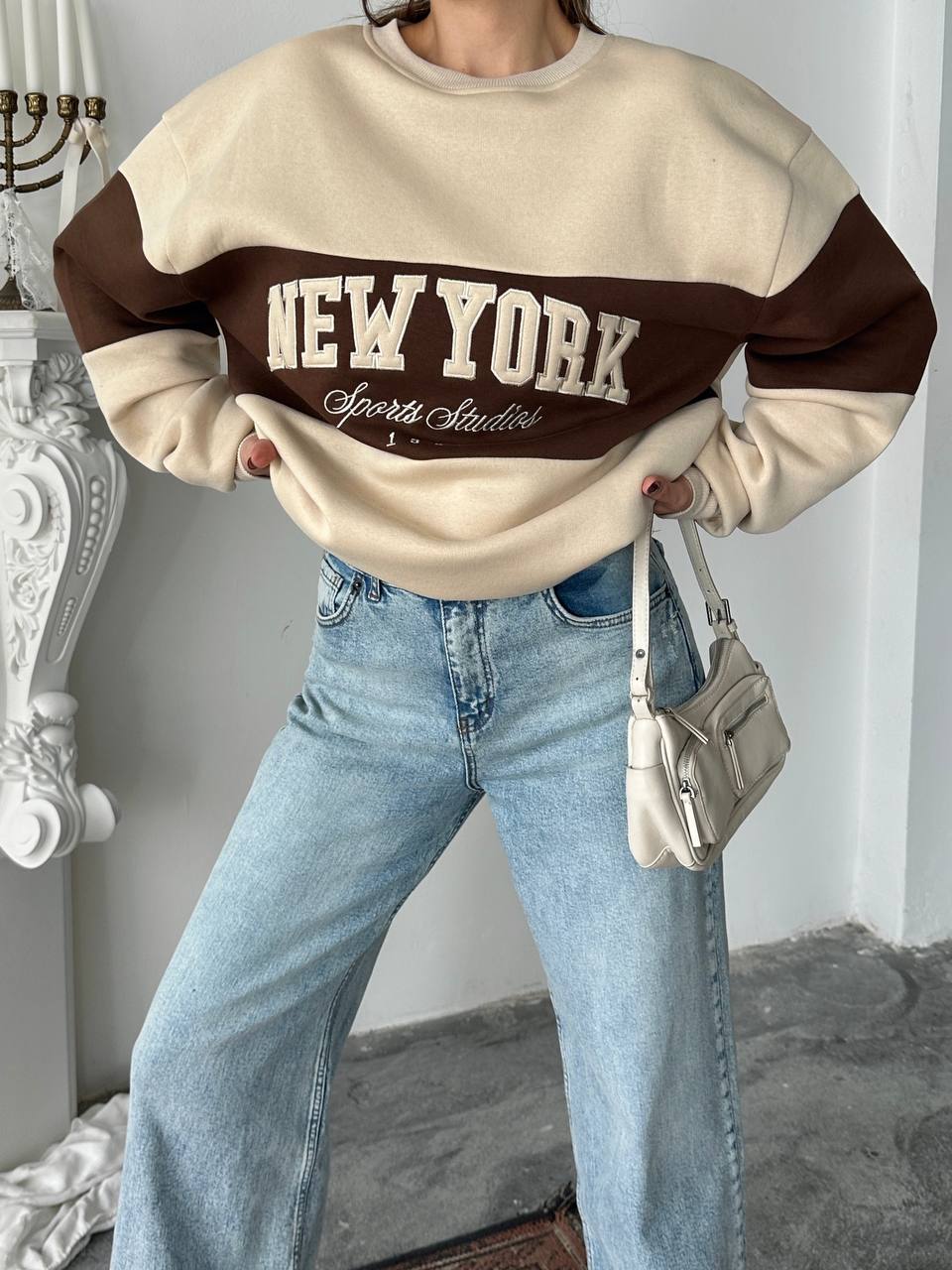 New York Oversized Sweatshirt – Mocha Cream | Premium 3-Thread Fleece