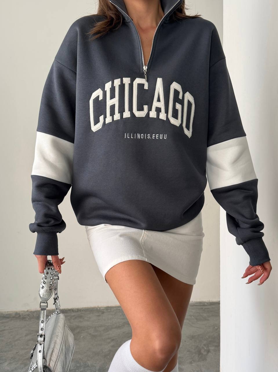 Chicago Half-Zip Sweat – Black with White Detail | Premium Cozy Sweatshirt