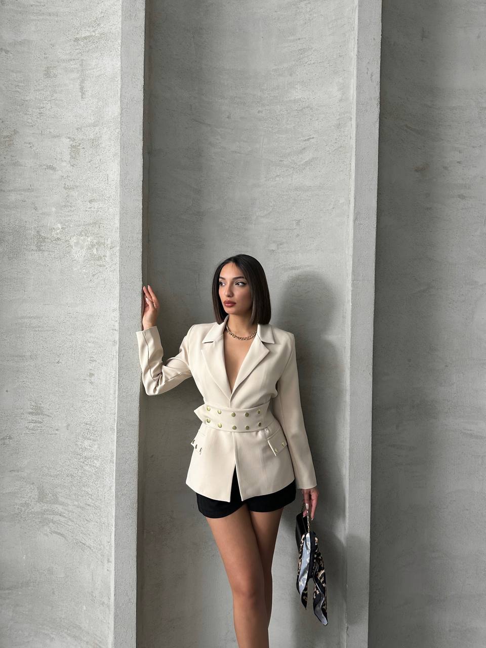 Atlas Elegance Cream Blazer – Timeless Feminine Style