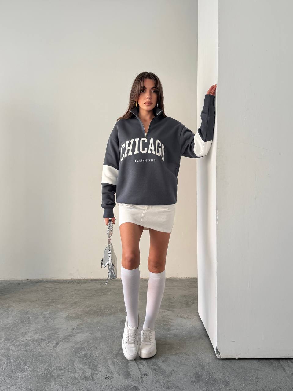 Chicago Half-Zip Sweat – Black with White Detail | Premium Cozy Sweatshirt